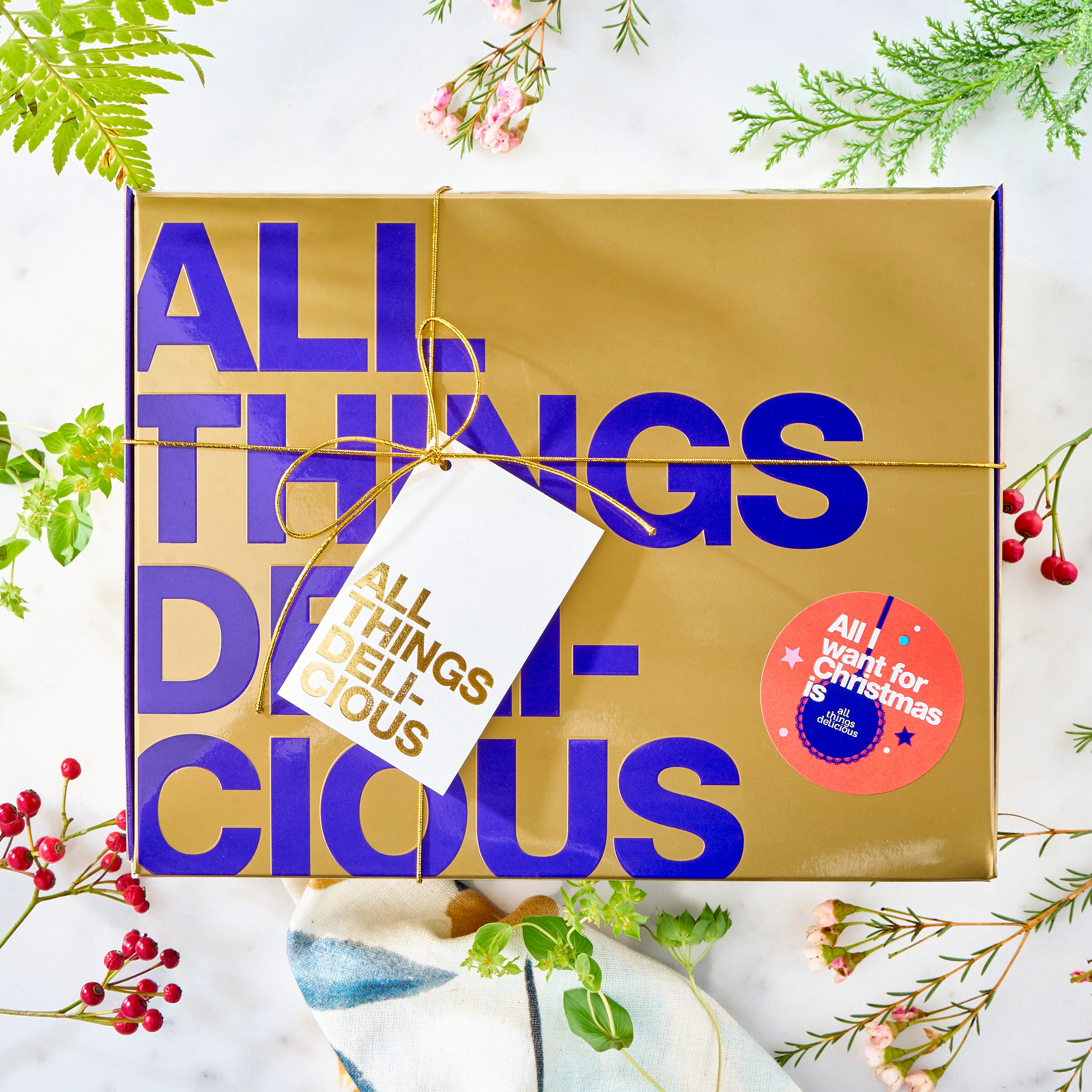 Holly Gift Box - Image 3